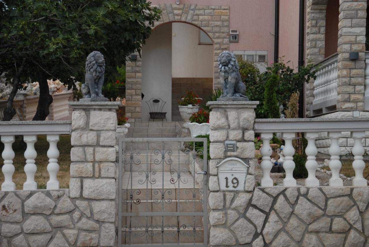 Apartman Joki نوفي فينودولسكي المظهر الخارجي الصورة
